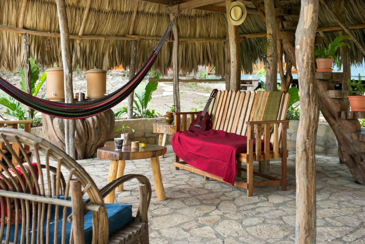 Alice Guesthouse El Remate Εξωτερικό φωτογραφία